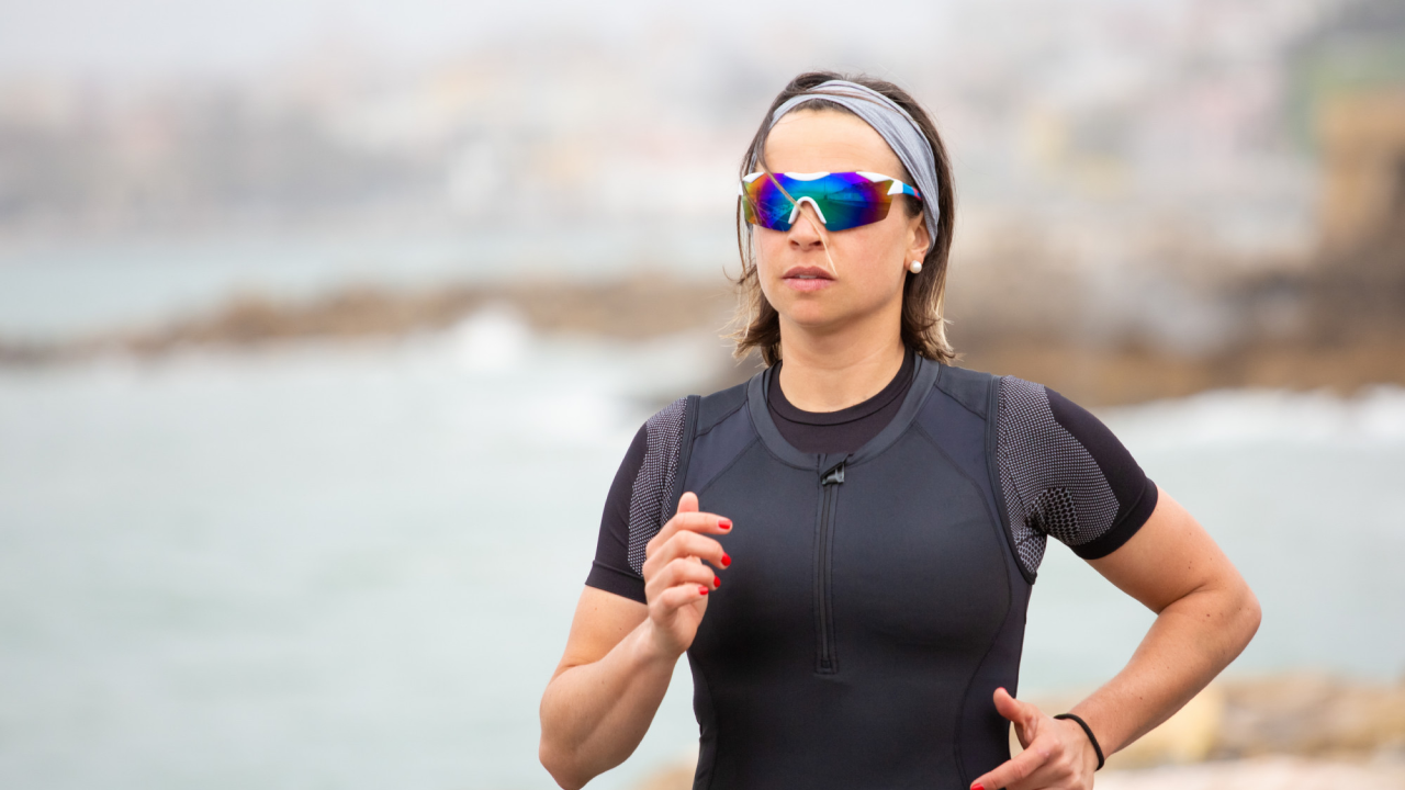 Trail, running, padel : comment bien choisir ses lunettes pour le sport ?